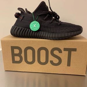 Yeezys 350 boost v2 static (reflective)